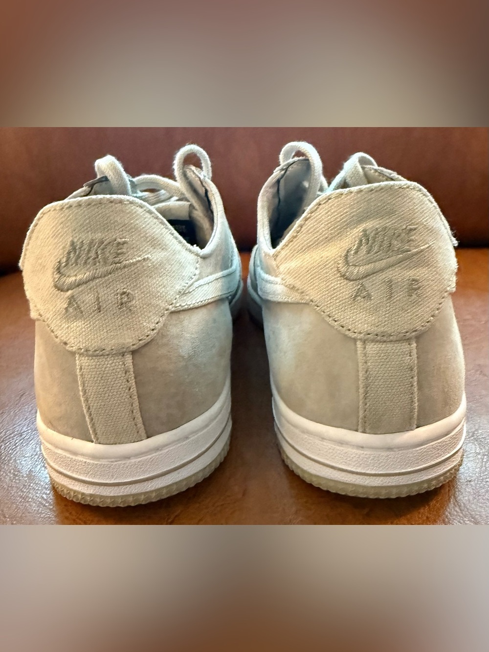 Nike Air Force 1 ’07 SE Suede Women’s Size 7.5 Beige Low Top Sneakers - Picture 6 of 10